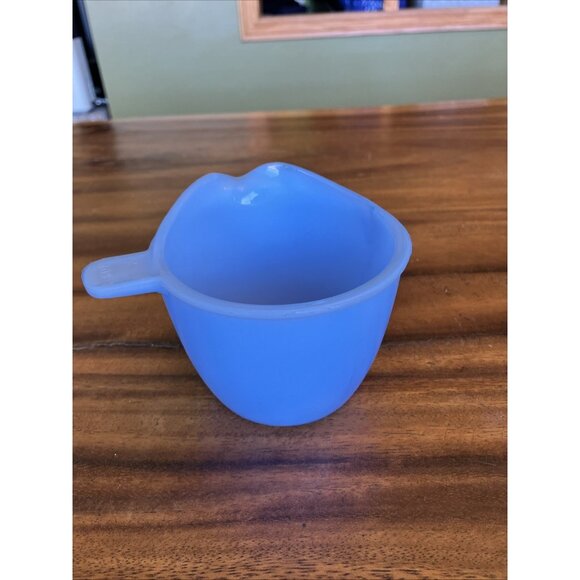 Vintage Delphite Blue Milk Glass 1 Cup Measuring Tab Handle - Picture 8 of 13